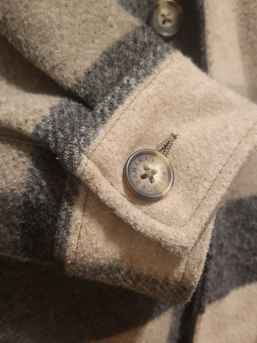 Banana Republic Gray & Tan Plaid Shirt Jacket